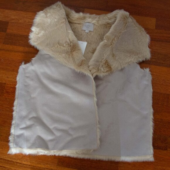 Loft PLUS Reversible Faux Shearling Vest - Size 14 Plus - Island Beige - Picture 7 of 7